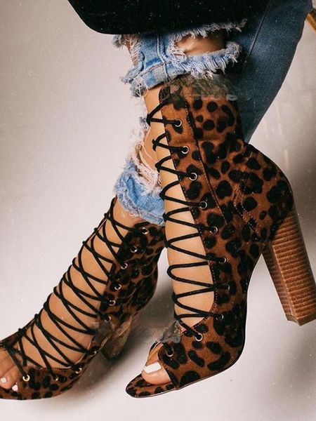 dress shoes 2021 summer european and american style cross strap snake print thick heel large size women's sandals, Black
dress shoes 2021 summer european and american style cross strap snake print thick heel large size women's sandals, Black