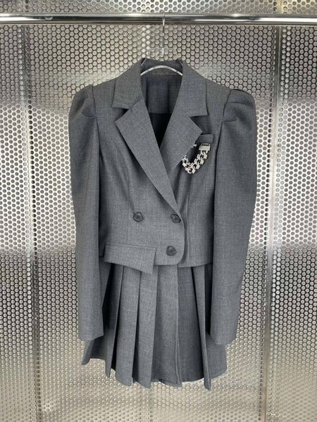 women's jackets 2021fw autumn women grey pleated jacket coat for female luxury fashion overcoat ddxgz2v 6.18, Black;brown
women's jackets 2021fw autumn women grey pleated jacket coat for female luxury fashion overcoat ddxgz2v 6.18, Black;brown