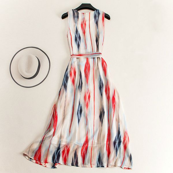 2021 new chiffon summer elegant floral beach casual women sleeveless es pp376 1o0k, Black;gray
2021 new chiffon summer elegant floral beach casual women sleeveless es pp376 1o0k, Black;gray