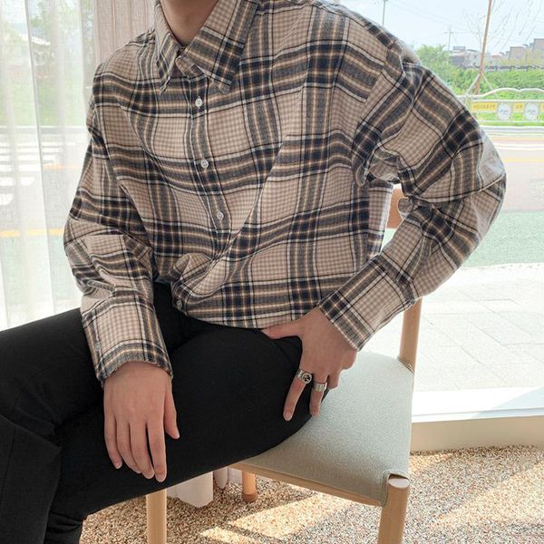 men's casual shirts autumn plaid shirt male korean version of the trend handsome young long-sleeved ins jacket, White;black
men's casual shirts autumn plaid shirt male korean version of the trend handsome young long-sleeved ins jacket, White;black