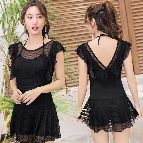 goddess 2020 south korea net red dongdamen one-piece open back bra lace swimsuit, White;black
goddess 2020 south korea net red dongdamen one-piece open back bra lace swimsuit, White;black