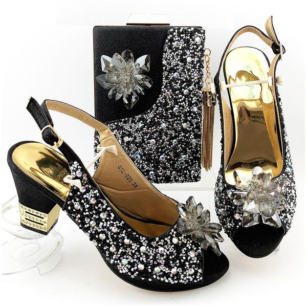 dress shoes 2021 fashion nigeria party shinning bag matching set black color and to match heel-8cm d200505-1-1
dress shoes 2021 fashion nigeria party shinning bag matching set black color and to match heel-8cm d200505-1-1