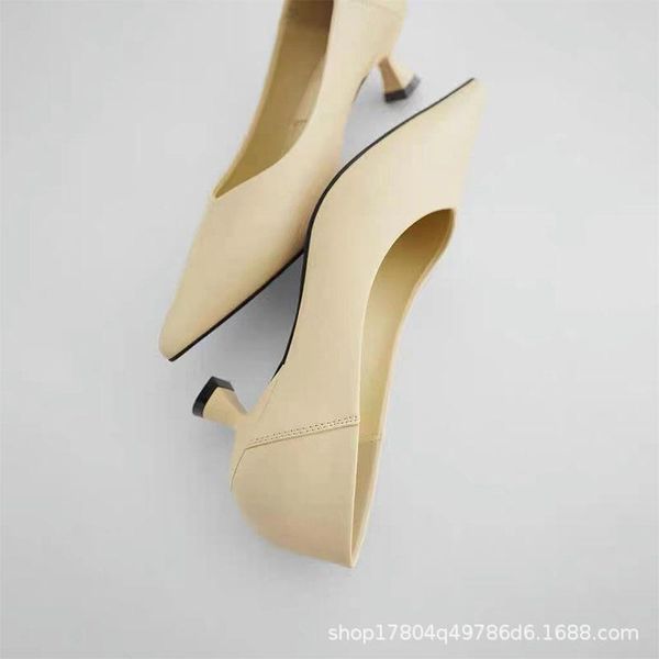 dress shoes women's yellow pointed high heels stiletto heel shallow mouth casual one-step single fashion women, Black
dress shoes women's yellow pointed high heels stiletto heel shallow mouth casual one-step single fashion women, Black