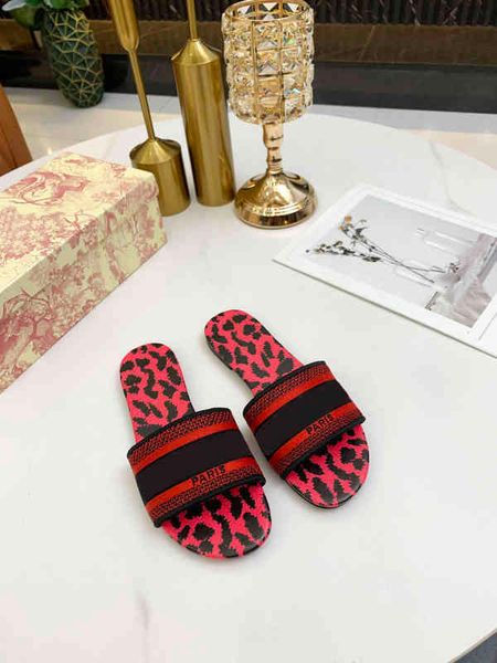 slippers 2021 designer paris beach slippers women slipperss summer sandals ladies flip flops multicolor embroidery floral sho, Black
slippers 2021 designer paris beach slippers women slipperss summer sandals ladies flip flops multicolor embroidery floral sho, Black