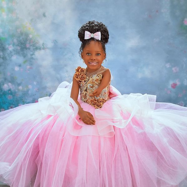 pink lace crystals 2021 flower girl dresses sheer neck little girl wedding dresses communion pageant dresses gowns zj735, White;blue
pink lace crystals 2021 flower girl dresses sheer neck little girl wedding dresses communion pageant dresses gowns zj735, White;blue