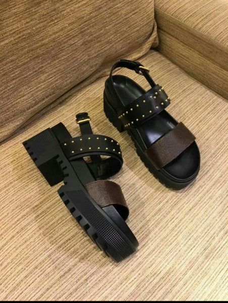 casual shoes 2020 womens beach print leather women designer platform sandals gladiator style outdoor flat all black and brown 35-40
casual shoes 2020 womens beach print leather women designer platform sandals gladiator style outdoor flat all black and brown 35-40