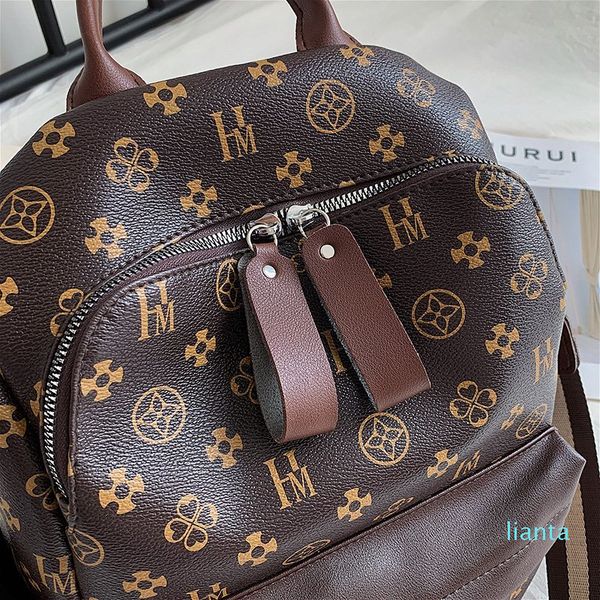 2021 new fashion high-quality printed backpack ladies all-match large-capacity shoulder bag purses and handbags luxury designer
2021 new fashion high-quality printed backpack ladies all-match large-capacity shoulder bag purses and handbags luxury designer