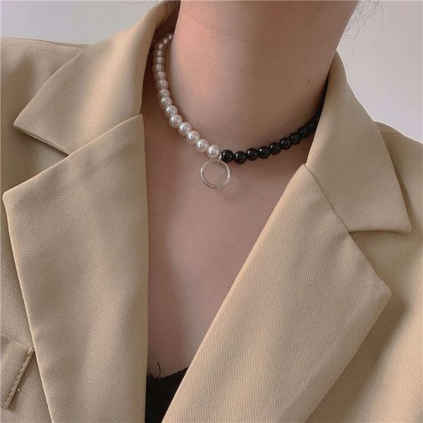 hbp 2021 new trendsetter neutral fashion asymmetric black and white contrast collarbone chain short lovers necklace, Silver
hbp 2021 new trendsetter neutral fashion asymmetric black and white contrast collarbone chain short lovers necklace, Silver