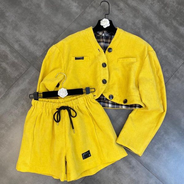 women's tracksuits prepomp 2021 fall long sleeve v neck single breasted buttons yellow short jacket drawstring shorts two piece set wom, Gray
women's tracksuits prepomp 2021 fall long sleeve v neck single breasted buttons yellow short jacket drawstring shorts two piece set wom, Gray