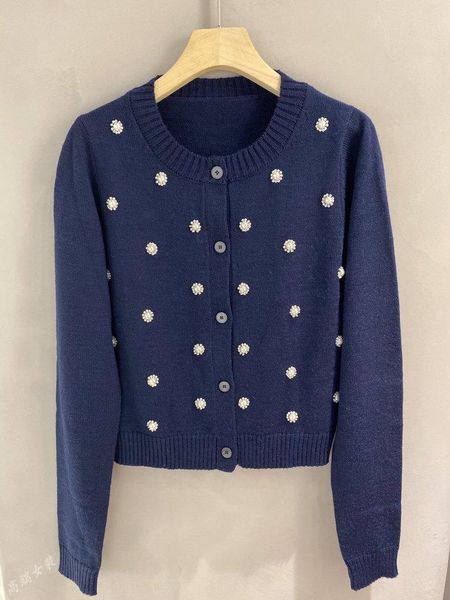 21 autumn and winter fixed style same retro style age reduced fresh temperament new women's sweater, White;black
21 autumn and winter fixed style same retro style age reduced fresh temperament new women's sweater, White;black