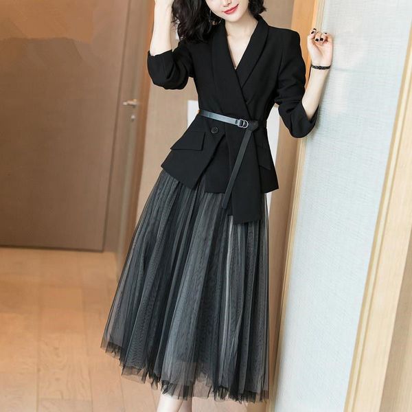 new 2021 fashion ragged tracks with blazer skirt suit 2 piece set ladies stylish clothing formal office jacket h178 kt19, Black;gray
new 2021 fashion ragged tracks with blazer skirt suit 2 piece set ladies stylish clothing formal office jacket h178 kt19, Black;gray