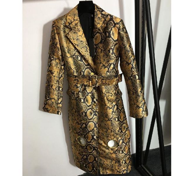 women's trench coats 21 luxury design snakeskin ring hole belt waist closing windbreaker single breasted fashion lapel long coat, Tan;black 
women's trench coats 21 luxury design snakeskin ring hole belt waist closing windbreaker single breasted fashion lapel long coat, Tan;black