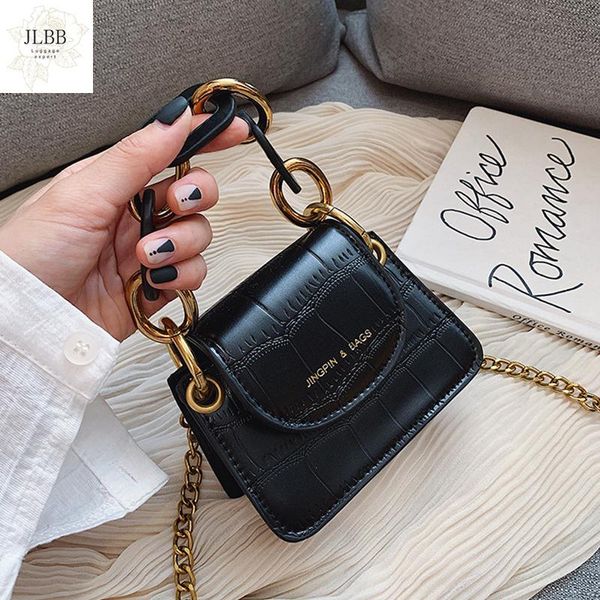 luxury acrylic chain women's tote vintage crocodile chain mini crossbody bags for women pu solid purses ladies shoulder bags sac
luxury acrylic chain women's tote vintage crocodile chain mini crossbody bags for women pu solid purses ladies shoulder bags sac