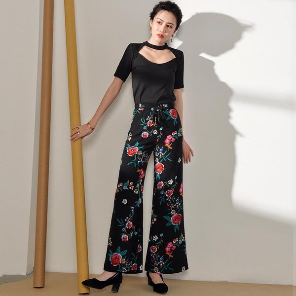 women's pants & capris summer high waist printing wide leg national wind ice silk loose trousers elastic casual beach, Black;white
women's pants & capris summer high waist printing wide leg national wind ice silk loose trousers elastic casual beach, Black;white