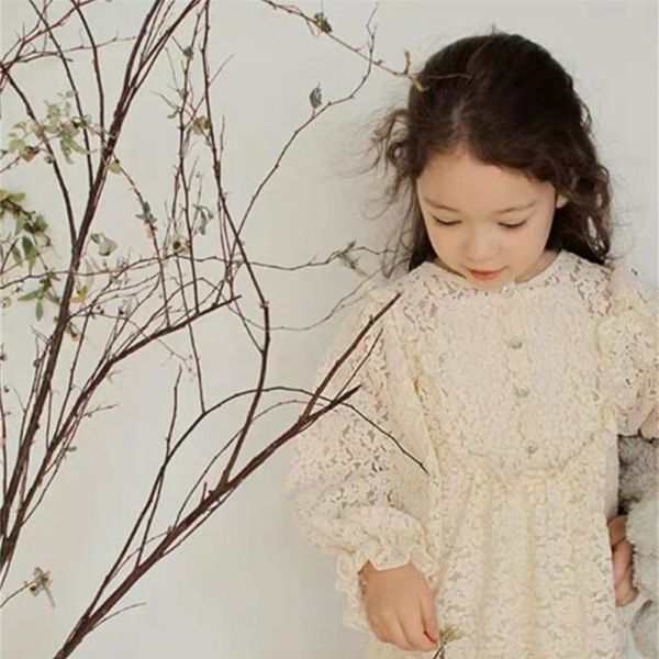 2021 es new spring summer lace lantern long sleeve princess children clothing for girls causal wear sleeping beauty goo5, Red;yellow
2021 es new spring summer lace lantern long sleeve princess children clothing for girls causal wear sleeping beauty goo5, Red;yellow