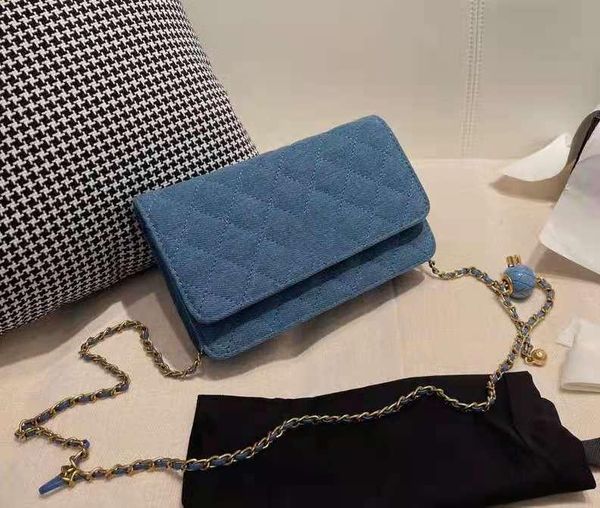 shoulder bags woman lady luxury designer summer golden ball cf card woc wallet fold denim canvas bag crossbody underarm messenger handbag
shoulder bags woman lady luxury designer summer golden ball cf card woc wallet fold denim canvas bag crossbody underarm messenger handbag
