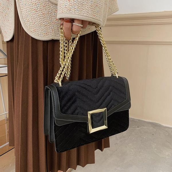 ladies leathers shoulder bags popular in the streets in winter soft corduroy chain bag small fresh solid color leather handbags elegant joke
ladies leathers shoulder bags popular in the streets in winter soft corduroy chain bag small fresh solid color leather handbags elegant joke
