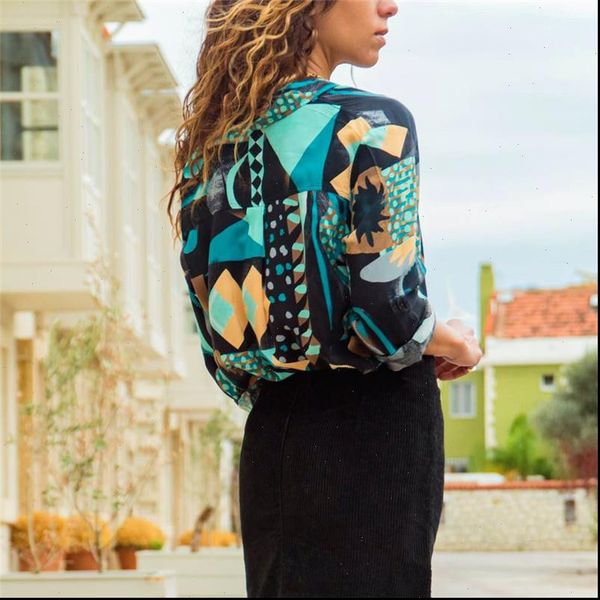 2021 spring autumn print blouse women long sleeve geometric print beach blouse leisure elegant turn down office ladies shirt, White
2021 spring autumn print blouse women long sleeve geometric print beach blouse leisure elegant turn down office ladies shirt, White