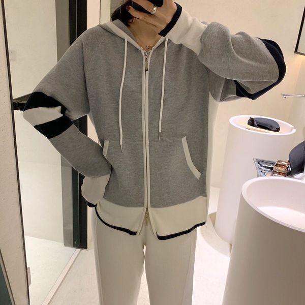 21tb color blocked wool hooded zipper shirt long sleeved cardigan loose casual versatile sweater autumn and winter women, Black
21tb color blocked wool hooded zipper shirt long sleeved cardigan loose casual versatile sweater autumn and winter women, Black