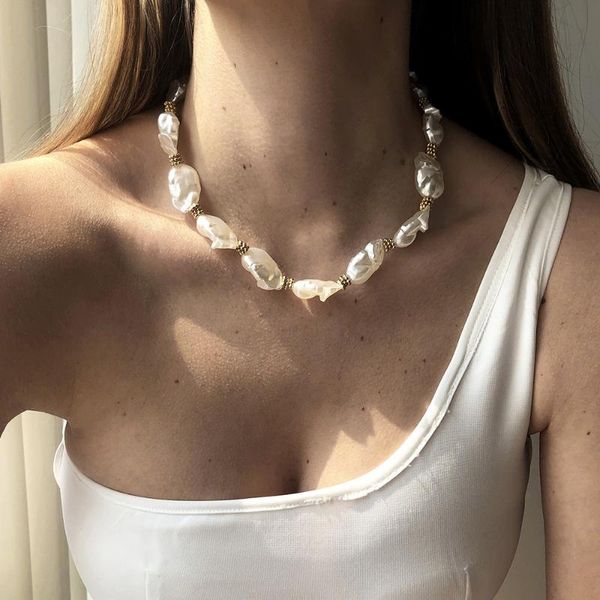 chokers 2021 fashion baroque pearl chain necklace women collar wedding geometry clasp circle beach choker necklaces jewelry, Golden;silver
chokers 2021 fashion baroque pearl chain necklace women collar wedding geometry clasp circle beach choker necklaces jewelry, Golden;silver