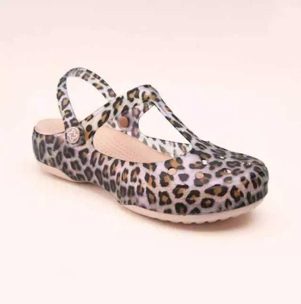 sandals 2021 summer women fashion antiskid flat bottomed beach shoes home abroad for kp063, Black
sandals 2021 summer women fashion antiskid flat bottomed beach shoes home abroad for kp063, Black