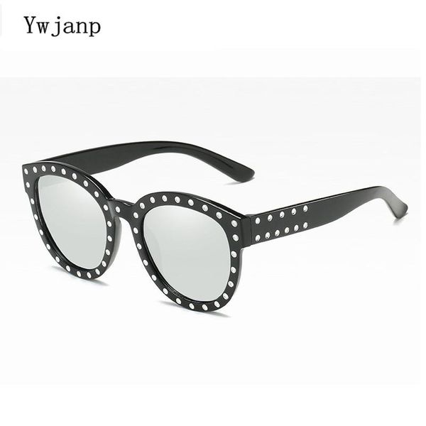 sunglasses ywjanp 2021 women brand designer diamond oversized sun glasses full star black shades for men uv400, White;black
sunglasses ywjanp 2021 women brand designer diamond oversized sun glasses full star black shades for men uv400, White;black