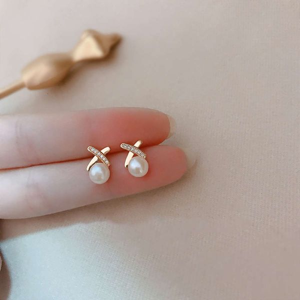 earrings female temperament freshwater pearl cross net red fashion
earrings female temperament freshwater pearl cross net red fashion