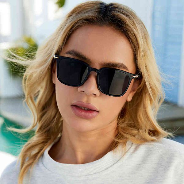 sun glasses sunglasses ultra light polarized women's korean version tr90 box men's fashion ins street ps shades, White;black
sun glasses sunglasses ultra light polarized women's korean version tr90 box men's fashion ins street ps shades, White;black
