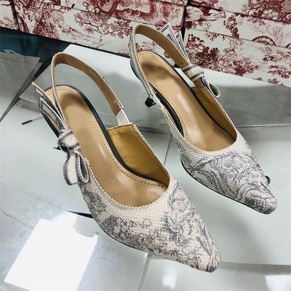 new summer high heels letter bow knot lady mesh flat stylist shoes women runway pointed toe shoes low heel shoes women party sandals 6.5&9.5, Black
new summer high heels letter bow knot lady mesh flat stylist shoes women runway pointed toe shoes low heel shoes women party sandals 6.5&9.5, Black