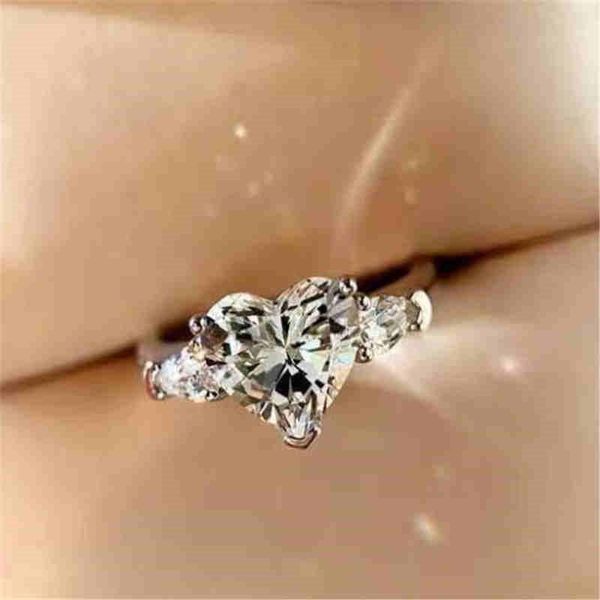 wedding rings exquisite silver color heart-shaped crystal ring for women fashion charming female punk party jewelry gift, Slivery;golden
wedding rings exquisite silver color heart-shaped crystal ring for women fashion charming female punk party jewelry gift, Slivery;golden