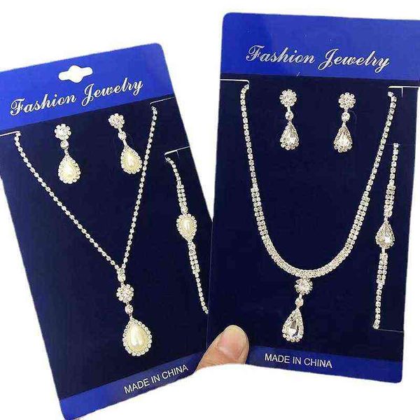 selling claw chain series diamond pearl necklace earring bracelet three piece suit dress accessories, Silver
selling claw chain series diamond pearl necklace earring bracelet three piece suit dress accessories, Silver