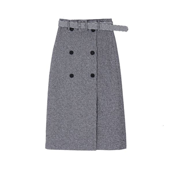 2021 new autumn winter women plaid midi high waist woolen skirts front double breasted j31h, Black
2021 new autumn winter women plaid midi high waist woolen skirts front double breasted j31h, Black