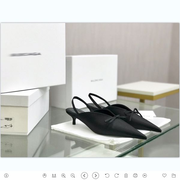 2021 good quality fashion women luxurys designers shoes designer sandals womens luxury high heels sandal dress shoess with box size 35-41 -g, Black
2021 good quality fashion women luxurys designers shoes designer sandals womens luxury high heels sandal dress shoess with box size 35-41 -g, Black