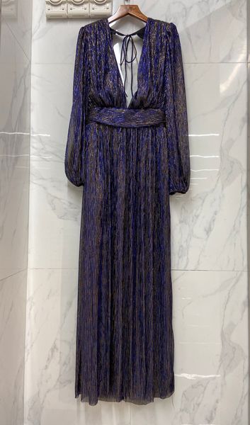 european and american v-neck dress spring and summer temperament waist-controlled backless niche thin slimming lightly mature a- line s, Black;gray
european and american v-neck dress spring and summer temperament waist-controlled backless niche thin slimming lightly mature a- line s, Black;gray