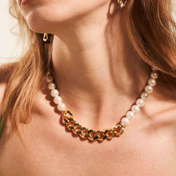 chokers artificial large pearl chain zircon ring necklace european and american style street fashion summer, Golden;silver
chokers artificial large pearl chain zircon ring necklace european and american style street fashion summer, Golden;silver