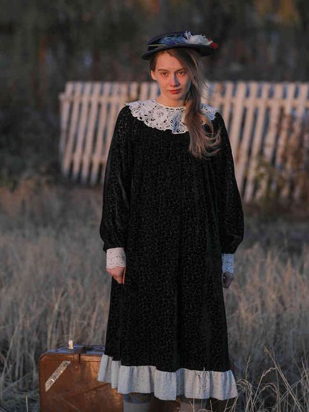 casual dresses autumn winter women vintage elegant loose black velvet hollow out embroidery lace collar ruffle midi navx, Black;gray
casual dresses autumn winter women vintage elegant loose black velvet hollow out embroidery lace collar ruffle midi navx, Black;gray