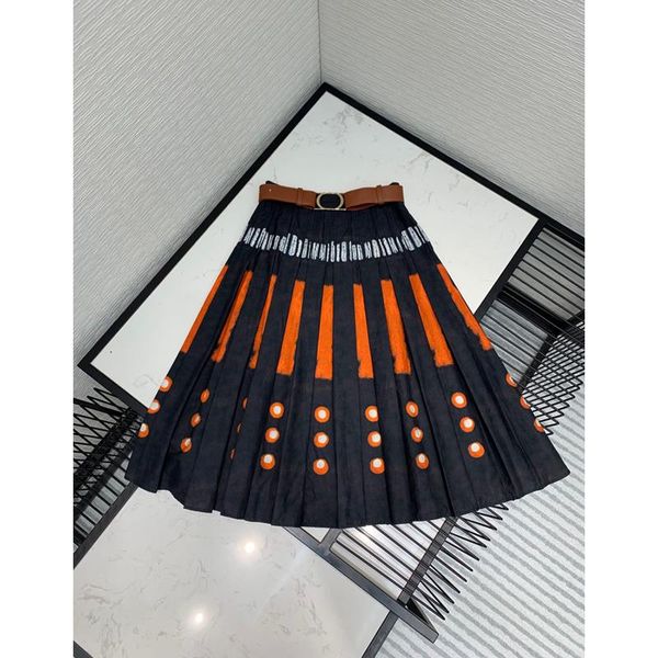 9.22 2021 autumn new vintage fashion print pleated long skirt women elegant temperament cotton skirt with belt, Black
9.22 2021 autumn new vintage fashion print pleated long skirt women elegant temperament cotton skirt with belt, Black