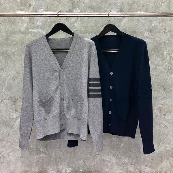 men's sweaters fashion 2021 brand men women slim fit o-neck cardigan clothing solid striped wool winter casual coat ins, White;black
men's sweaters fashion 2021 brand men women slim fit o-neck cardigan clothing solid striped wool winter casual coat ins, White;black