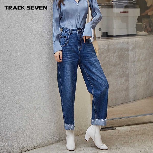 fashion jeans quality women's autumn soft loose casual comfortable high waist thin flanging straight for women, Blue
fashion jeans quality women's autumn soft loose casual comfortable high waist thin flanging straight for women, Blue