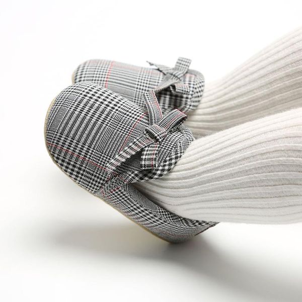 first walkers born baby girl crib shoes bowknot soft princess plaid anti-slip sneaker prewalker
first walkers born baby girl crib shoes bowknot soft princess plaid anti-slip sneaker prewalker