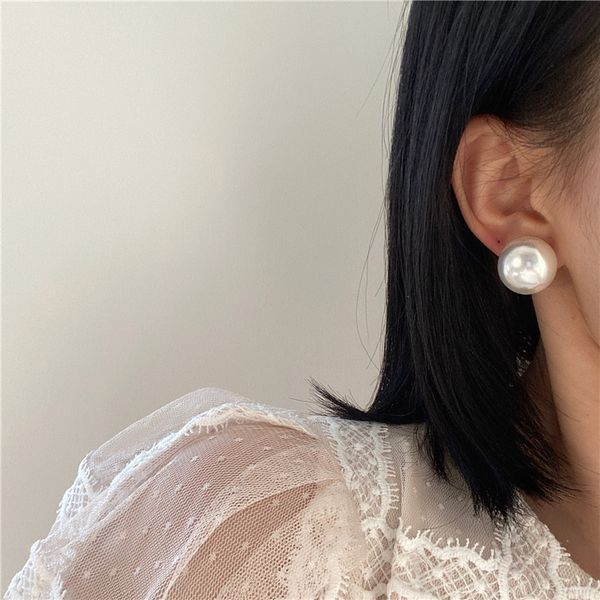 star's same oversized pearl earrings fashion temperament s925 silver needle earrings simple fashion cx220309, Golden
star's same oversized pearl earrings fashion temperament s925 silver needle earrings simple fashion cx220309, Golden