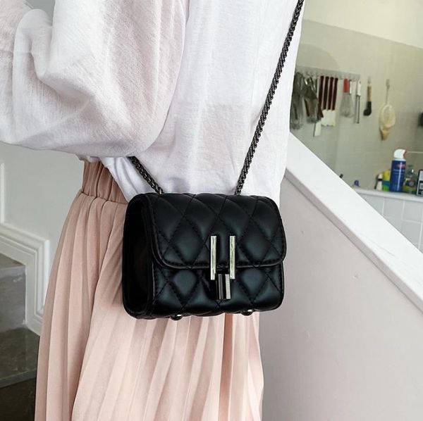 quilted pu leather crossbody bags for women 2021 mini shoulder messenger bag fashion chain handbags and purses
quilted pu leather crossbody bags for women 2021 mini shoulder messenger bag fashion chain handbags and purses