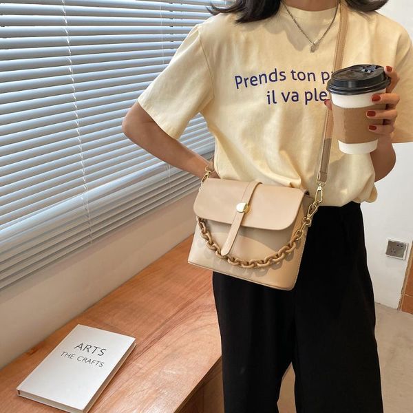 cross body trend women's bag pu leather small square shoulder creative design fashion crossbody female daily packet
cross body trend women's bag pu leather small square shoulder creative design fashion crossbody female daily packet