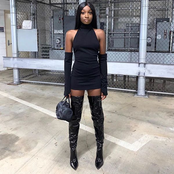 2021 new arrival half sleeve backless halter fitness skinny fashionable club ladies soft material dress, Black;gray
2021 new arrival half sleeve backless halter fitness skinny fashionable club ladies soft material dress, Black;gray