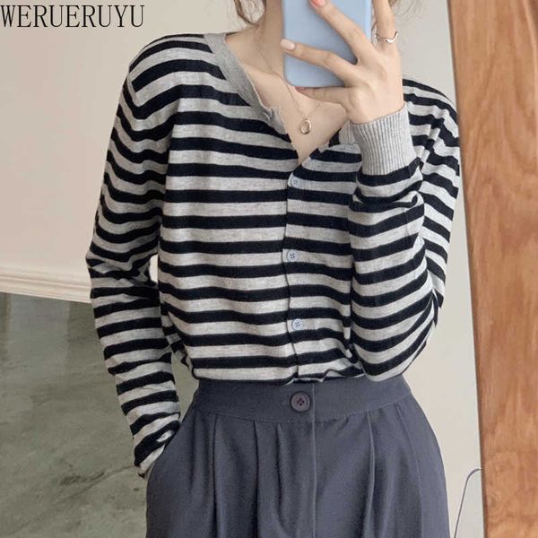 werueruyu cardigan coat autumn sweater knitted casual female striped cardigans for ladies loose sweater cardigan women 210608, White;black
werueruyu cardigan coat autumn sweater knitted casual female striped cardigans for ladies loose sweater cardigan women 210608, White;black