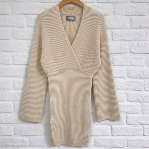 casual dresses v-neck apricot knit dress woman autumn winter korean mini sweater robe female 2021 black long sleeve vestidos mujer, Black;gray
casual dresses v-neck apricot knit dress woman autumn winter korean mini sweater robe female 2021 black long sleeve vestidos mujer, Black;gray