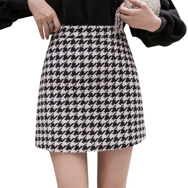 skirts 2021 autumn winter women's woolen plaid korean elegant mini short skirt female high waist houndstooth a line jupe femme, Black
skirts 2021 autumn winter women's woolen plaid korean elegant mini short skirt female high waist houndstooth a line jupe femme, Black