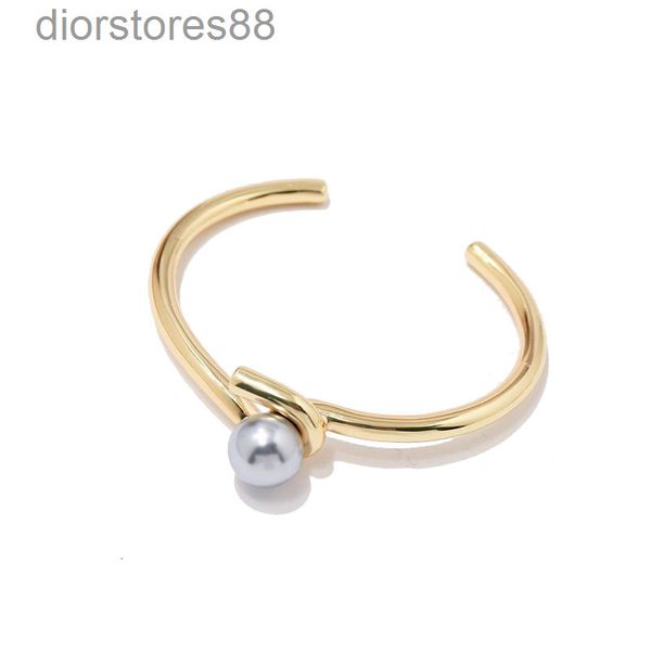 bangles bracelet 18 domestic and foreign jewelry simple atmosphere c-type open twist grey pearl, Black
bangles bracelet 18 domestic and foreign jewelry simple atmosphere c-type open twist grey pearl, Black