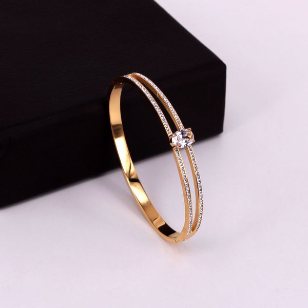fashion elegant temperament oval crystal hollow double mud crystal bracelet for love woman bracelet gift jewelry wholesale, Black
fashion elegant temperament oval crystal hollow double mud crystal bracelet for love woman bracelet gift jewelry wholesale, Black