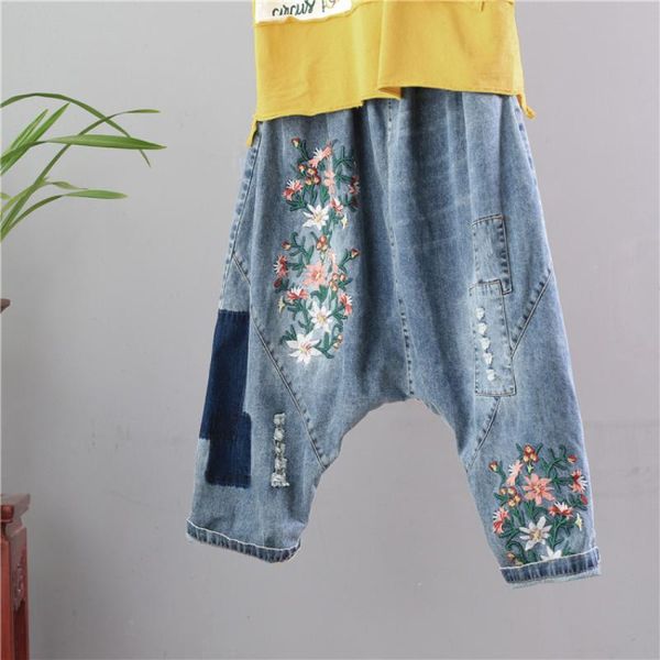 women's jeans 2021 spring plus size elastic waist floral embroidered women baggy low crotch denim pants hip hop oversized harem trouser, Blue
women's jeans 2021 spring plus size elastic waist floral embroidered women baggy low crotch denim pants hip hop oversized harem trouser, Blue